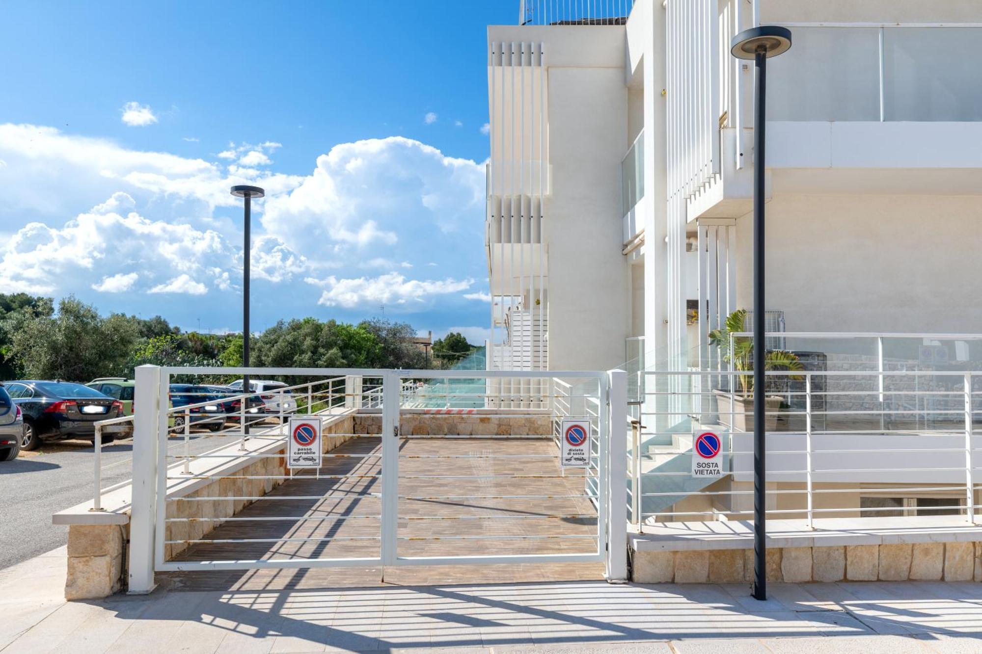 Exclusive Deluxe Apt Up To 6 People & Heated Tub Polignano a Mare Eksteriør bilde